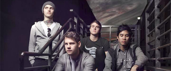 Vídeo de Attack Attack!: "The Revolution"