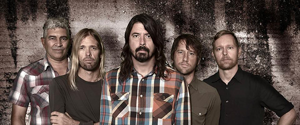 Foo Fighters rompen su silencio con una super jam benéfica