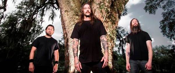 Vídeo animado de High On Fire para "The Black Plot"