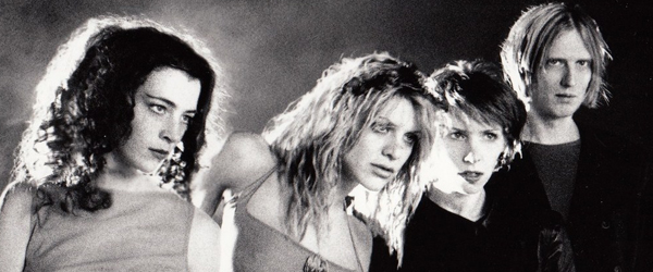 Courtney Love reactiva los Hole clásicos