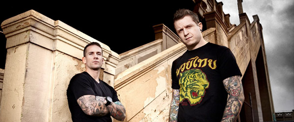 Adelanto de I Am War (Bleeding Through, Atreyu)