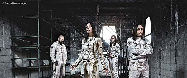 Lacuna Coil publica el vídeo para "Blood, Tears, Dust"