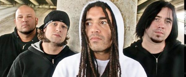 Nonpoint cambia de bajista y guitarra