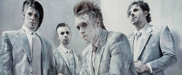 Vídeo de Papa Roach: "Still Swinging"