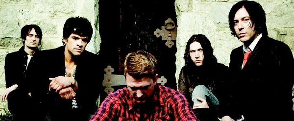 Nuevo disco de QOTSA en 2013 con Grohl a la batería