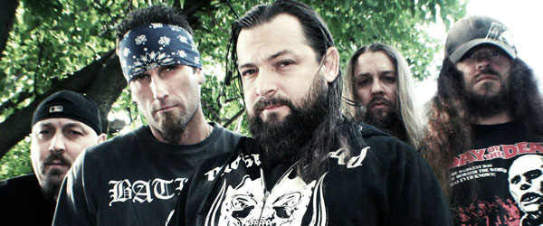 Escucha "Hammer of the Witch", el nuevo ataque de Ringworm