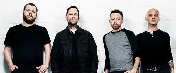 Nuevo adelanto de Rise Against: 'House On Fire'