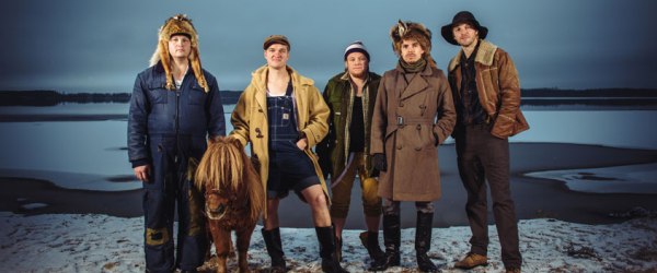 Steve 'n' Seagulls lanzan el vídeo de 'Aces High'.