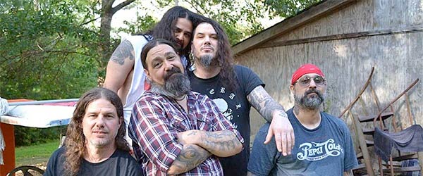 Superjoint lanza el vídeo de "Caught Up In The Gears of Application"