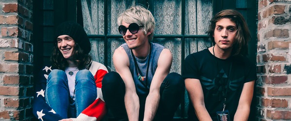 Waterparks lanzan el vídeo de 'Stupid For You'