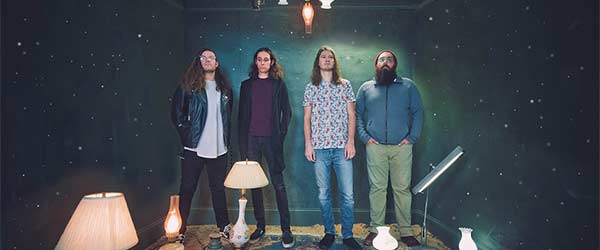 Astronoid adelantan su segundo álbum con "I Dream In Lines"