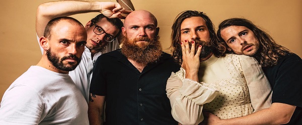 IDLES anuncian nuevo disco con "The Beachland Ballroom"