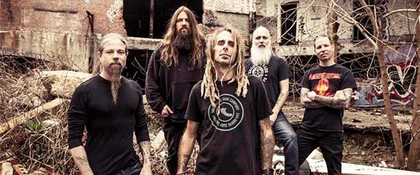 Lamb Of God oficializan la salida definitiva de Chris Adler