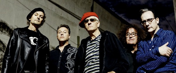 The Damned regresan con 'Standing On The Edge Of Tomorrow'