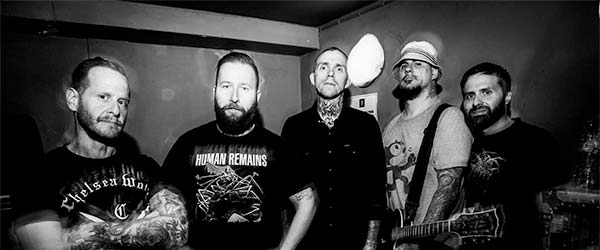 Vídeo de Wear Your Wounds: "Rust On The Gates Of Heaven"