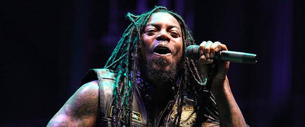 Tema en solitario de Lajon Witherspoon (Sevendust)